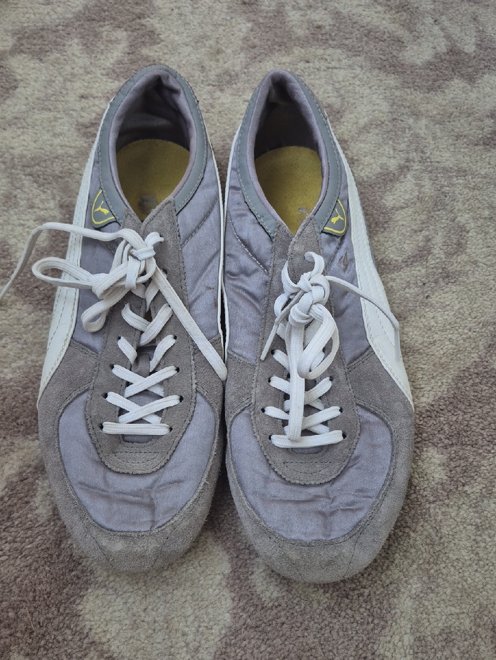 Gray PUMA Sneakers - Classic Casual